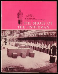 7h0232 SHOES OF THE FISHERMAN fact guide 1968 Pope Anthony Quinn tries to prevent WWIII!