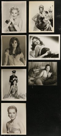 8h0343 LOT OF 7 8X10 STILLS OF SEXY ACTRESSES 1950s-1960s Rita Hayworth, Raquel Welch & more!