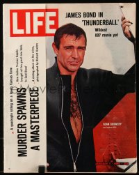 8m0741 LIFE magazine January 7, 1966 Sean Connery as James Bond 007 in Thunderball!