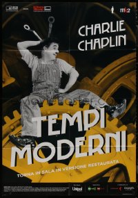 9b1049 MODERN TIMES Italian 1p R2014 best different image of Charlie Chaplin and many gears!