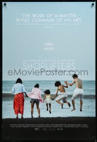 9f1095 SHOPLIFTERS DS 1sh 2018 Hirokazu Koreeda's Manbiki Kazoku, ocean beach image with cast!