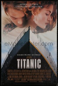 9f1165 TITANIC DS 1sh 1997 Leonardo DiCaprio, Kate Winslet, directed by James Cameron!