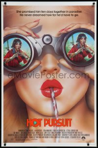 9k0809 HOT PURSUIT 1sh 1987 Struzan art of woman girl looking at John Cusack through binoculars!