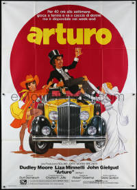 9p1460 ARTHUR Italian 2p 1982 different art of drunken Dudley Moore & Liza Minnelli on Rolls-Royce!