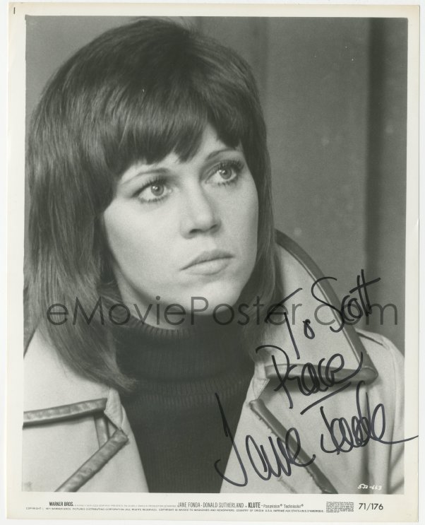 eMoviePoster.com: 9s1032 JANE FONDA signed 8x10 still 1971 head ...