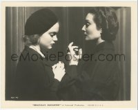 9t0866 DRACULA'S DAUGHTER 8x10.25 still 1936 great close up of pretty Nan Gray & Gloria Holden!