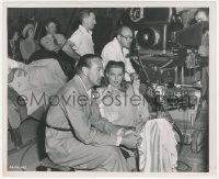 9t0889 GOOD SAM candid 8.25x10 still 1948 Gary Cooper & Ann Sheridan waiting for cue behind camera!