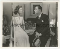 9t0897 I LOVE YOU AGAIN 8x10 still 1940 William Powell shows pretty Myrna Loy how love birds coo!