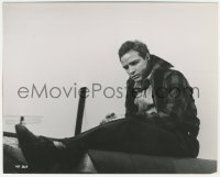 9t0958 ON THE WATERFRONT 8x10 key book still 1954 Marlon Brando on rooftop struggles with ethics!