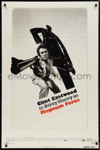 9y1627 MAGNUM FORCE 1sh 1973 best image of Clint Eastwood is Dirty Harry pointing his huge gun!