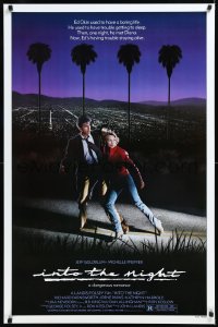 9z1325 INTO THE NIGHT 1sh 1985 cool image of Jeff Goldblum & Michelle Pfeiffer on the run!