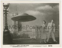 1a1494 EARTH VS. THE FLYING SAUCERS 8x10.25 still 1956 Taylor, Marlowe & UFO by London Parliament!