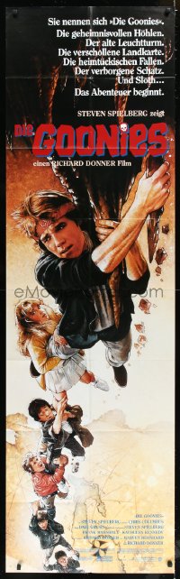 1a1686 GOONIES German 21x71 1985 cool Drew Struzan art of top cast hanging from stalactite!