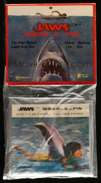 1a1422 JAWS inflatable wear-a-fin 1975 use it to fool your friends when you go swimming!