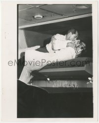 1f2373 NORTH BY NORTHWEST deluxe 8x10 still 1959 Cary Grant & Eva Marie Saint in upper berth on train!