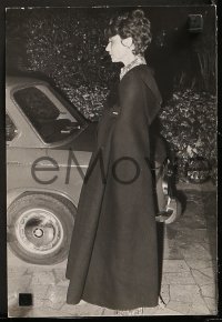 1f2050 AUDREY HEPBURN 4 non-US 8x12 news photos 1970s great candids of the legendary leading lady!