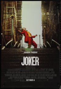 1g1253 JOKER advance DS 1sh 2019 Joaquin Phoenix as the DC Comics villain at the top of the steps!