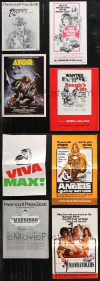 1m0346 LOT OF 10 UNCUT PRESSBOOKS 1970s-1980s advertising for a variety of different movies!