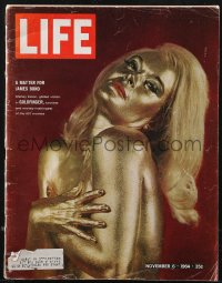 1p1105 LIFE magazine November 6, 1964 Bond's sexy naked Shirley Eaton covered in gold!