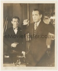 1t2274 MALTESE FALCON 8.25x10 still 1941 Peter Lorre pointing gun at Humphrey Bogart w/hands up!