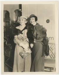 1y1911 FOUR FRIGHTENED PEOPLE candid 8x10 still 1933 Claudette Colbert's mother visits her on set!