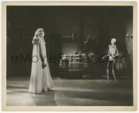 1y1937 HOUSE ON HAUNTED HILL 8.25x10 still 1959 cool c/u of Carol Ohmart facing down skeleton!