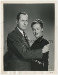 1y1972 LADY IN THE LAKE radio 8x10.25 still 1948 Robert Montgomery & Audrey Totter reprising roles!