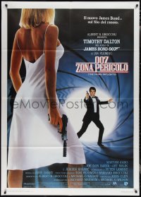 1y0209 LIVING DAYLIGHTS Italian 1p 1987 Tim Dalton as James Bond & sexy Maryam d'Abo w/gun!