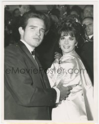 1y2019 NATALIE WOOD/WARREN BEATTY 7x9 news photo 1962 the couple attending the Cannes Film Festival!