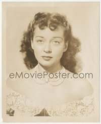 2b1754 GAIL RUSSELL 8.25x10 still 1948 portrait in sexy low-cut dress for Wake of the Red Witch!