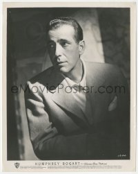 2b1775 HUMPHREY BOGART 8x10.25 still 1940s great Warner Bros studio portrait in the shadows!