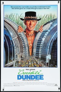 2c0919 CROCODILE DUNDEE 1sh 1986 cool art of Paul Hogan looming over New York City by Daniel Goozee!