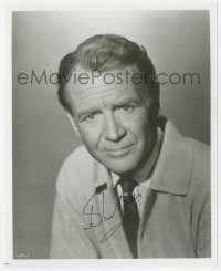 2j0288 JOHN MILLS signed 8x10 REPRO still 1980s head & shoulders portrait of the English leading man!