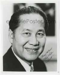 2j0297 KEYE LUKE signed 8x10 REPRO still 1980s the Charlie Chan actor later in his career!