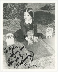 2j0303 LISA LORING signed 8x10 REPRO still 1990s great image as Wednesday in TV's The Addams Family!