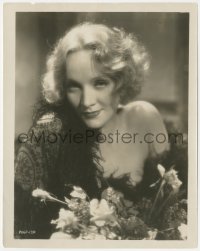 2j1805 MARLENE DIETRICH 8x10.25 still 1930s super sexy close portrait with one bare shoulder!