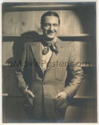 2p1633 EDMUND LOWE deluxe 10.75x13.5 still 1930s smiling standing signed by photographer Freulich!