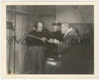 2p1824 BUSY BUDDIES 8x10 key book still 1943 Larry watches Moe & Curly pull rope, 3 Stooges, rare!