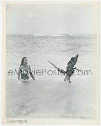 2p1853 DR. NO candid 8x10.25 still 1963 sexy Ursula Andress in bikini surprised by pelican!