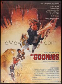 2p0283 GOONIES French 1p 1985 cool Drew Struzan art of top cast hanging from stalactite!