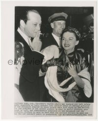 2t1894 JUDY GARLAND/SIDNEY LUFT 8x10 news photo 1954 at Times Square for A Star is Born premiere!