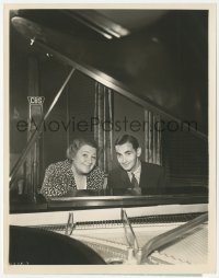 2y1838 IRVING BERLIN/SOPHIE TUCKER 8x10.25 radio still 1938 composer & singer rehearsing at piano!