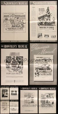 3a0197 LOT OF 14 UNCUT UNIVERSAL PRESSBOOKS 1950s-1960s advertising for a variety of movies!