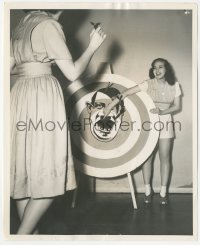 3b0946 JINX FALKENBURG/ADELE MARA 8x10 still 1942 toss torpedo darts at Hitler's face by English!