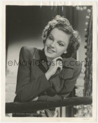 3b0951 JUDY GARLAND 8x10.25 still 1942 in the Lux Radio Theatre adaptation of Morning Glory!