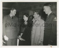 3b0952 JUDY GARLAND 8.25x10 still 1942 with husband David Rose greeting soldiers in World War II!