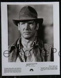 3b0182 INDIANA JONES & THE LAST CRUSADE presskit w/ 19 stills 1989 includes cool notepad!