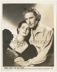 3f1651 SEA HAWK 8x10.25 still 1940 best close portrait of Errol Flynn & Brenda Marshall!