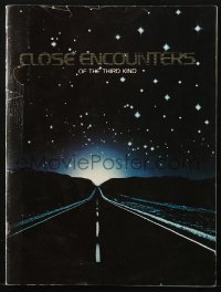 3f0462 CLOSE ENCOUNTERS OF THE THIRD KIND souvenir program book 1977 Steven Spielberg sci-fi classic!