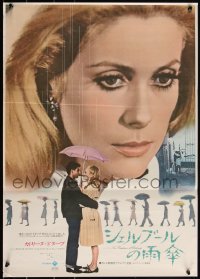 3m0705 UMBRELLAS OF CHERBOURG Japanese R1972 Catherine Deneuve, directed by Jacques Demy!